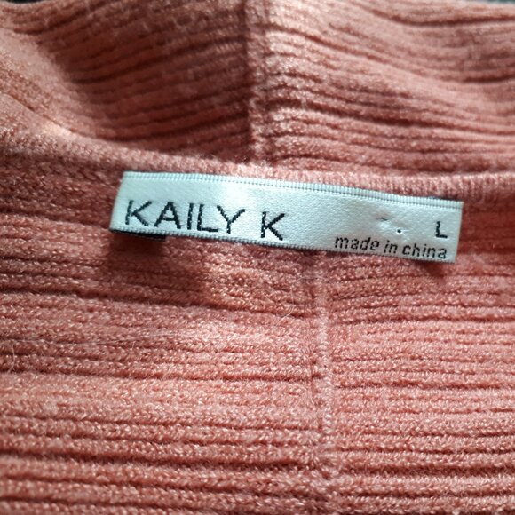 Sweater - Sz. L - Coral with Plunging V Neckline by Kaily K - Picture 5 of 5